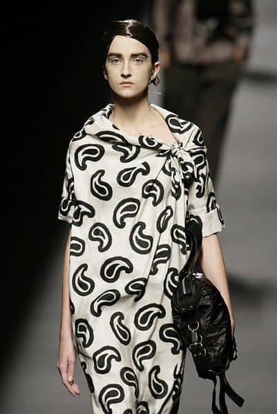Paisley A Genuinely Global Motif in the Design World Paisley A Genuinely Global Motif in the Design World