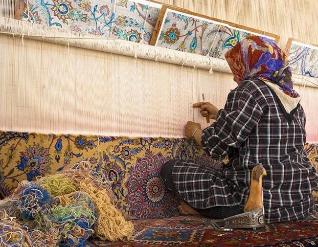 World’s Most Famous Carpet Traditions from Persia