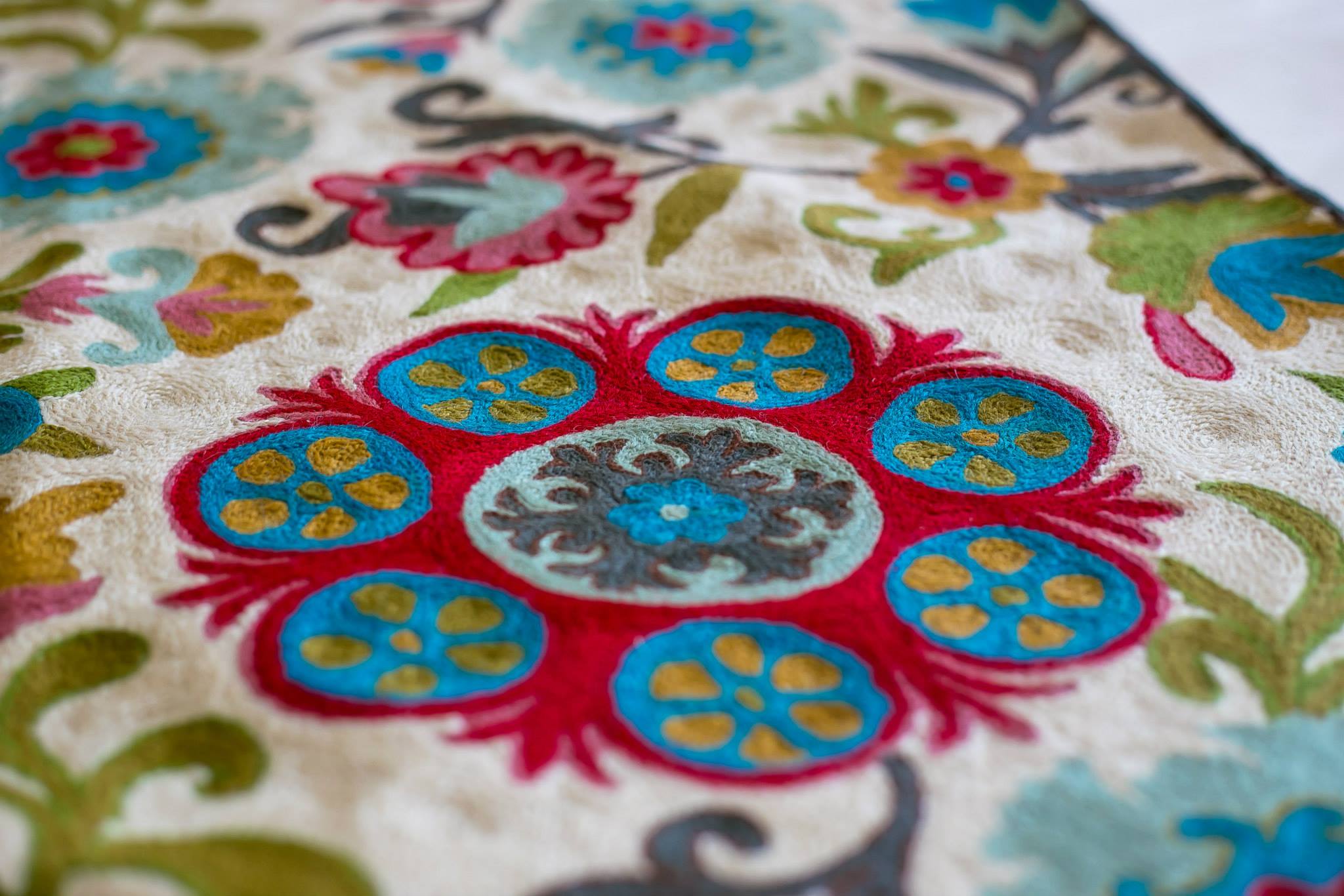 Kashidakari - The Gorgeous Embroideries of Kashmir