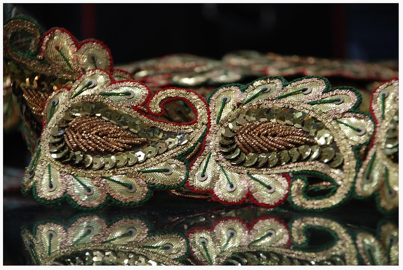 Gota Work or Lappe Ka Kaam - Gold Ribbon Embroidery from India Gota Work or Lappe Ka Kaam - Gold Ribbon Embroidery from India