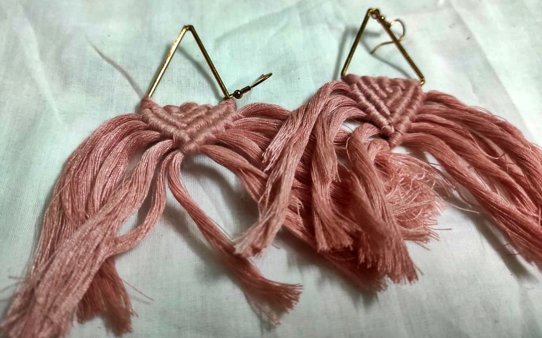 Macrame, a Knitting Technique with a Long History and Great Appeal